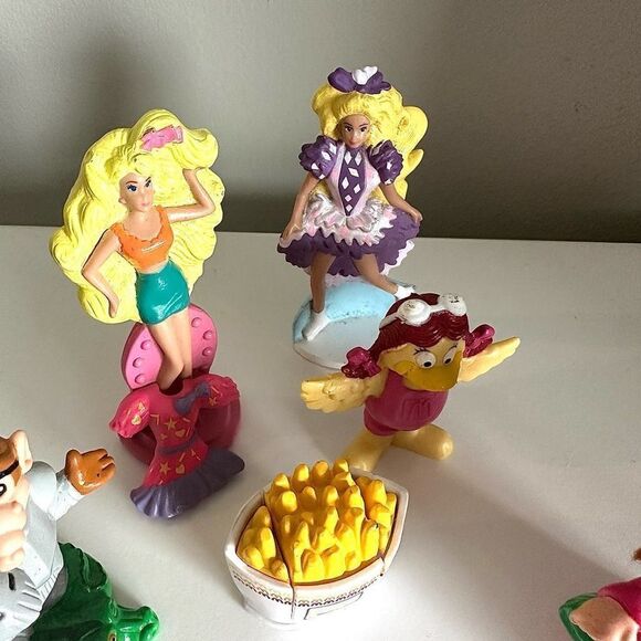 Vintage Mini Plastic Collectables Toy Lot Of 7 - Picture 3 of 15